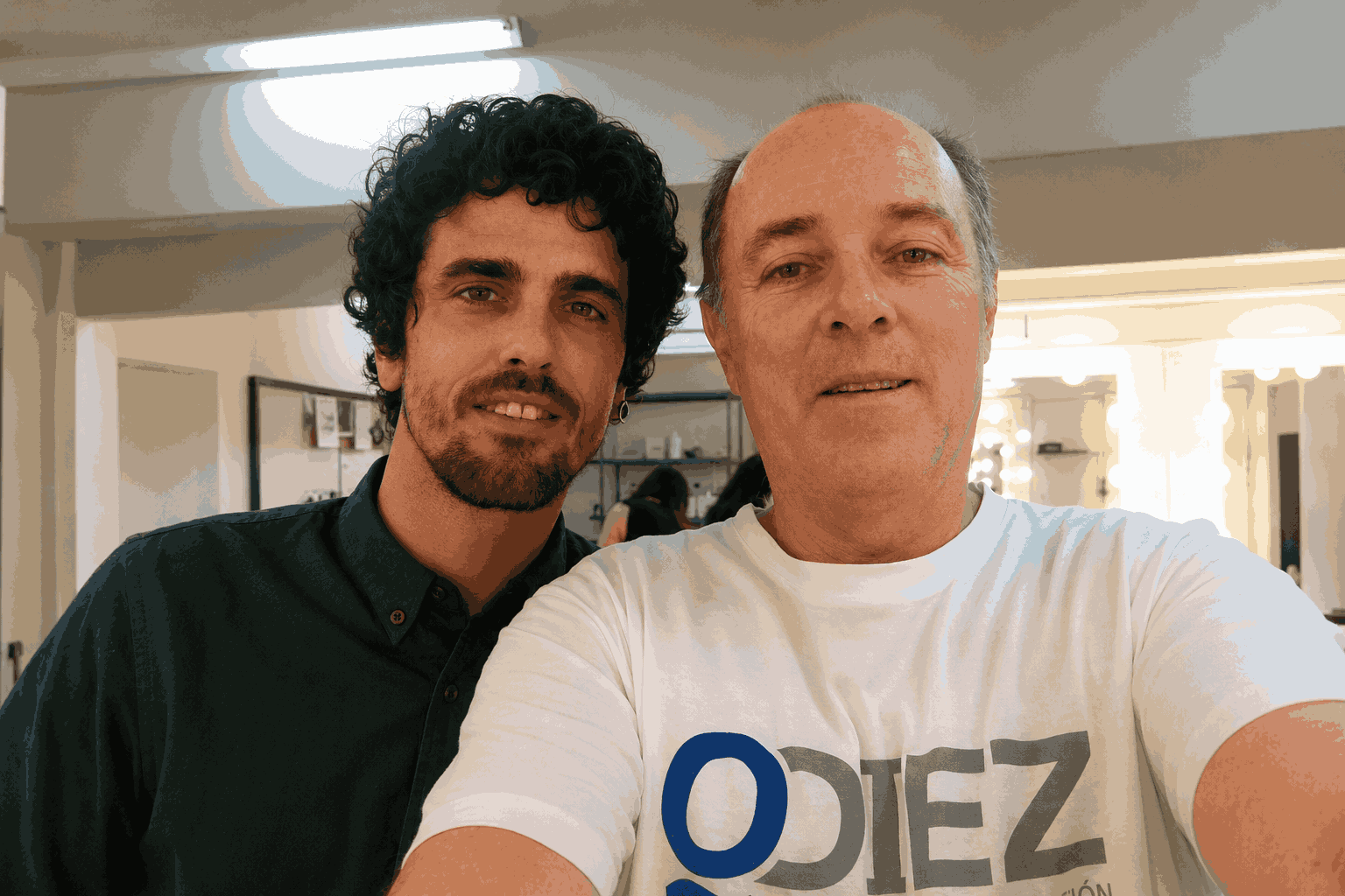Lucho Soriano: Estilista Profesional y Pareja de Anna Simón